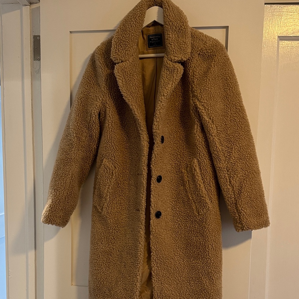 Abercrombie & Fitch Tan Sherpa Pea Coat